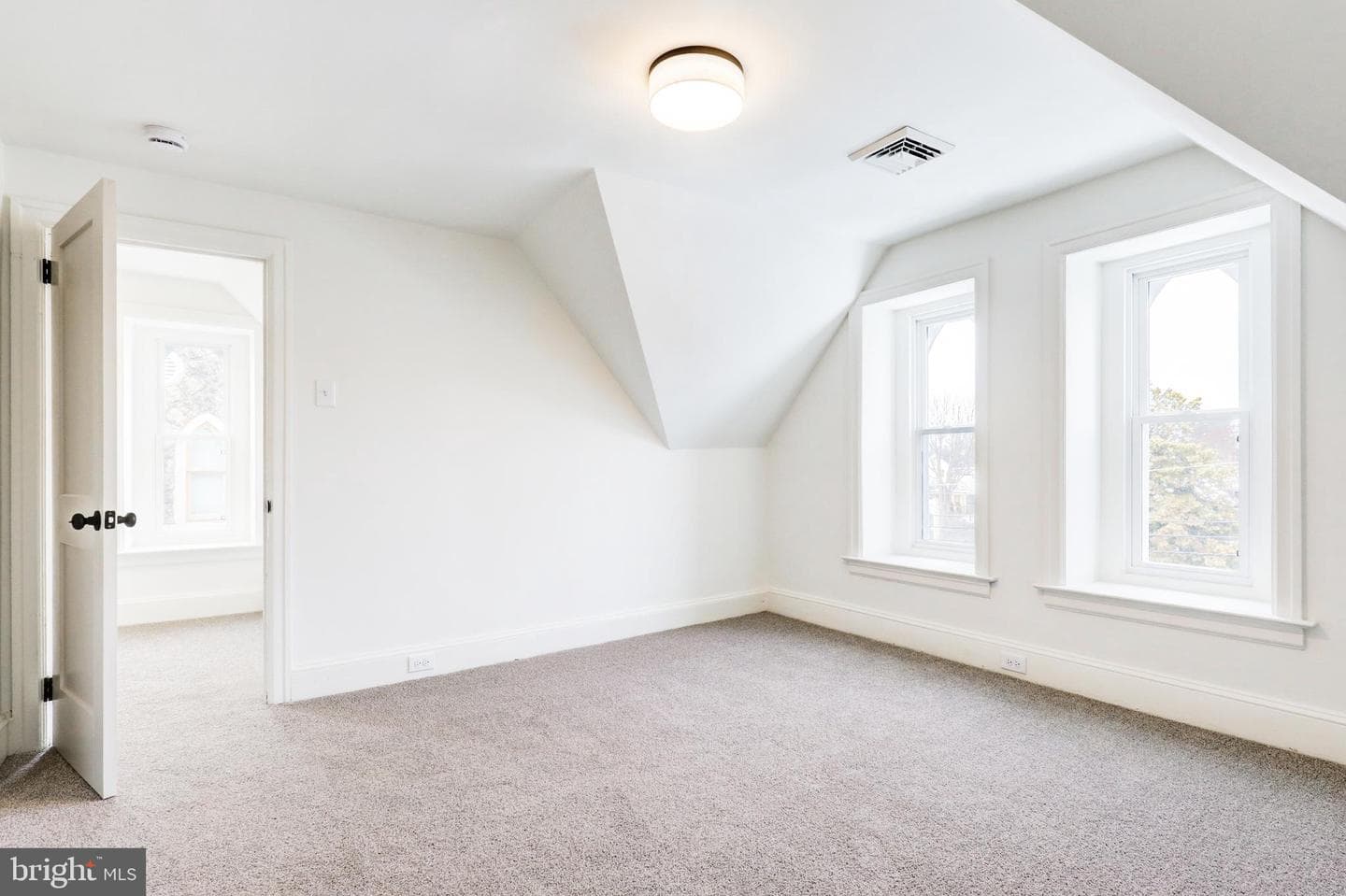 408 Highland Avenue photo 37