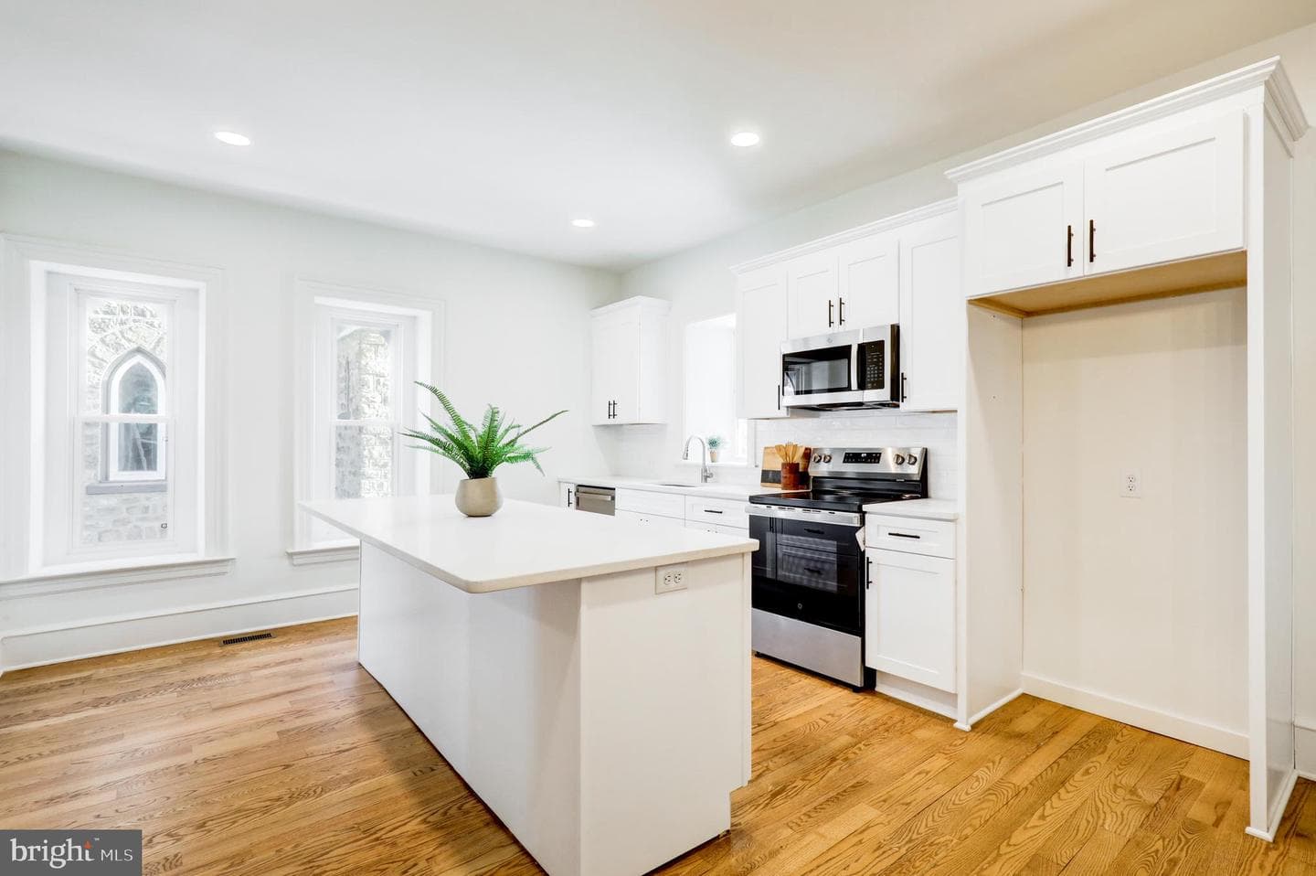 408 Highland Avenue photo 9