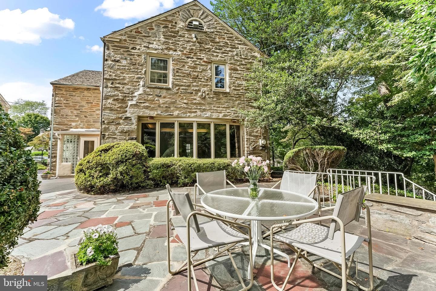 632 Foxcroft Road photo 44