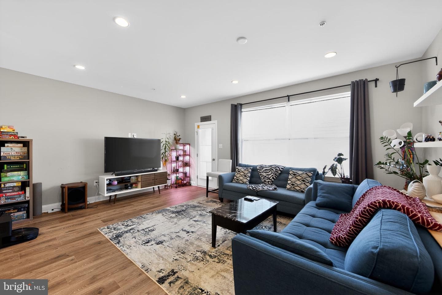 321 Chestnut Street photo 7