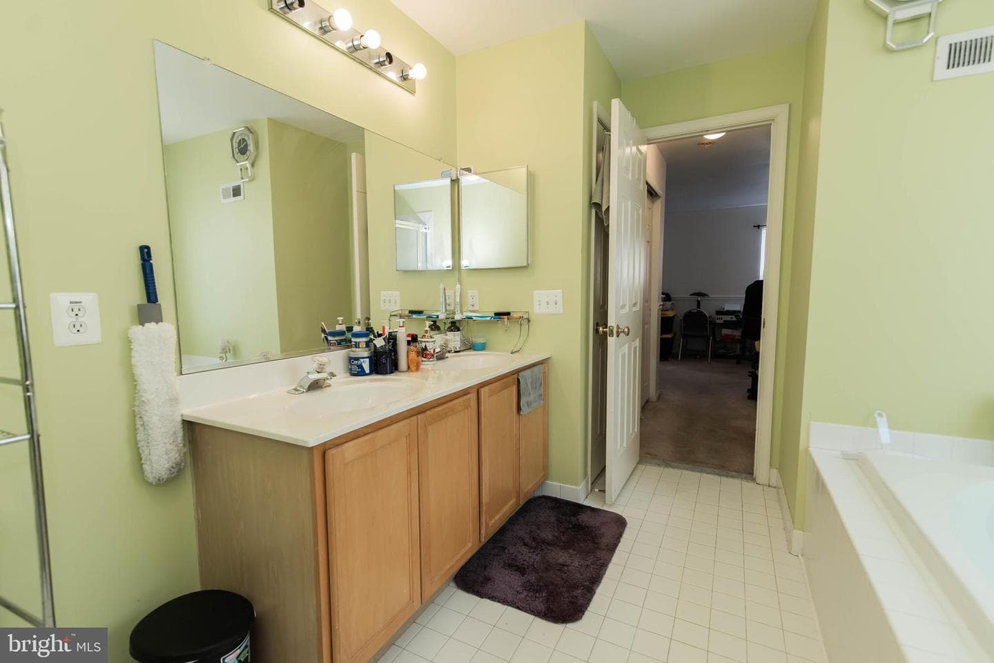 369 Wheatfield Circle photo 42