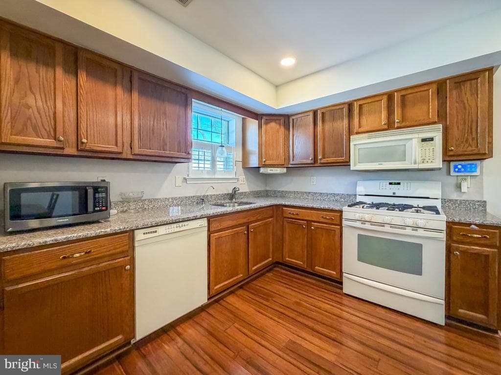 3326 E Hayes Road photo 12