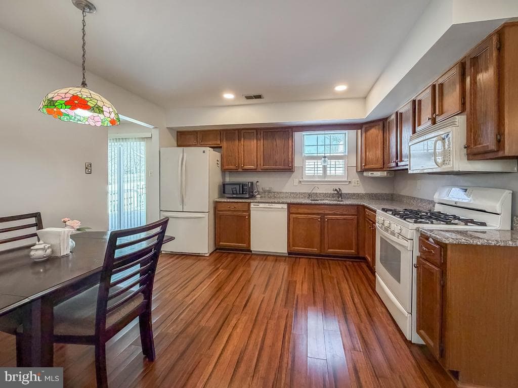 3326 E Hayes Road photo 16