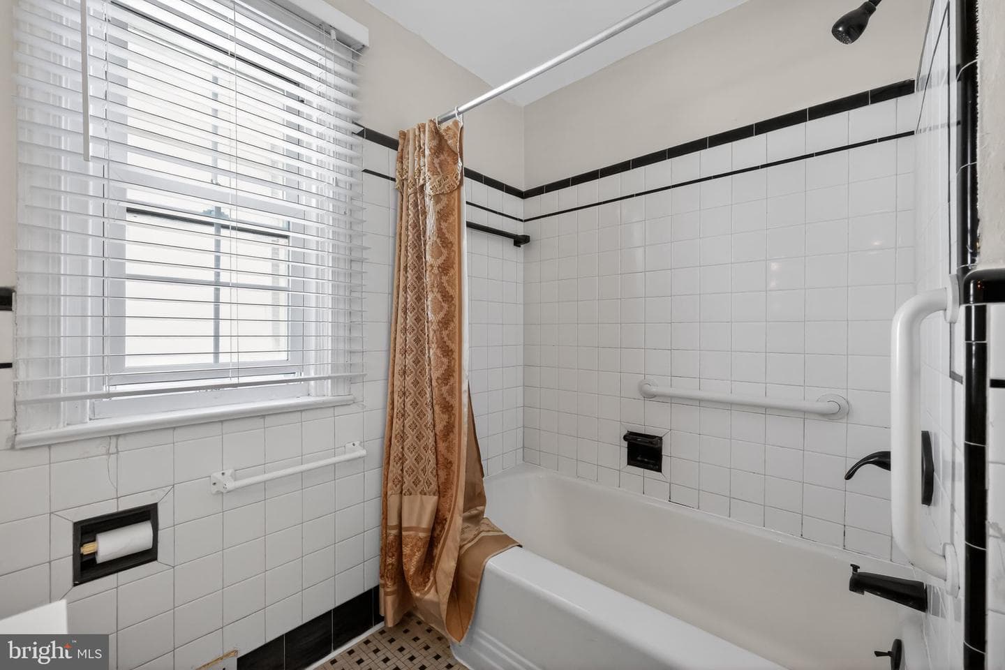 7422 Elizabeth Road photo 21