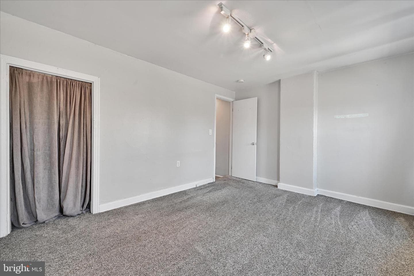 205 Front Street photo 19