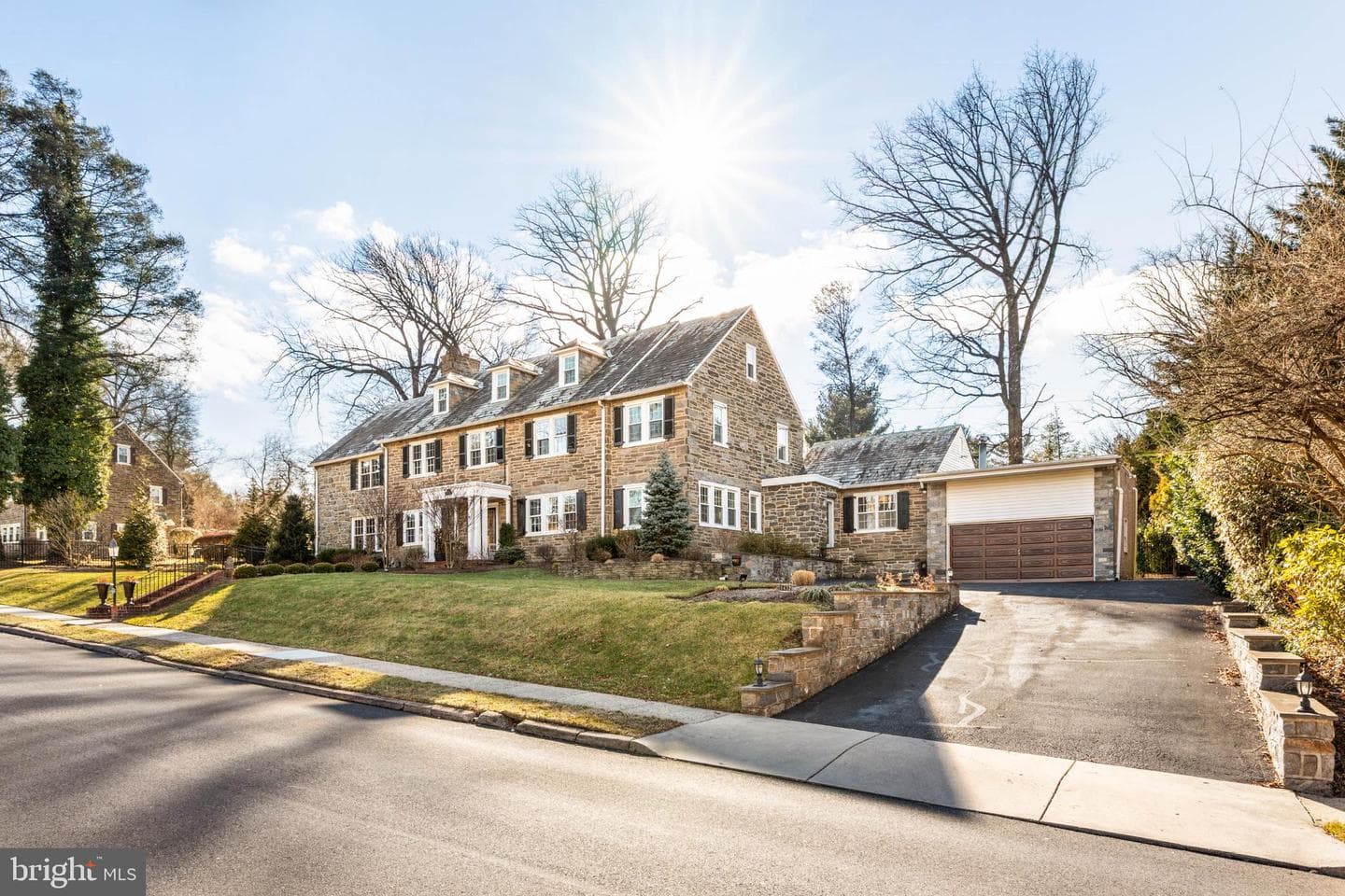 1432 Noble Road