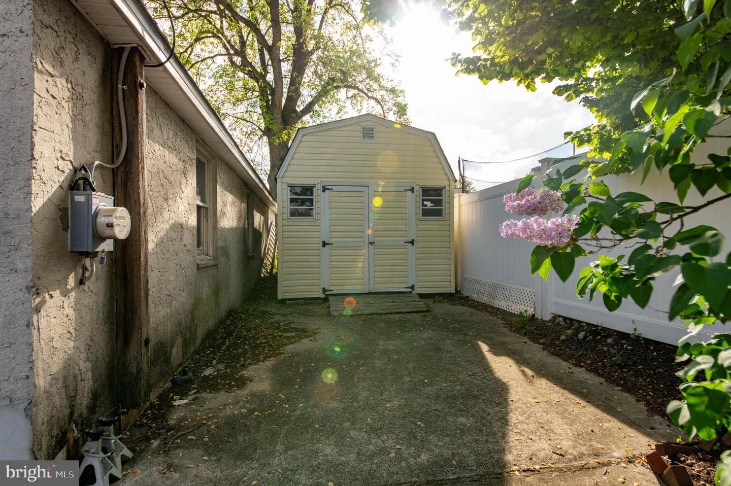 781 Belvoir Road photo 38