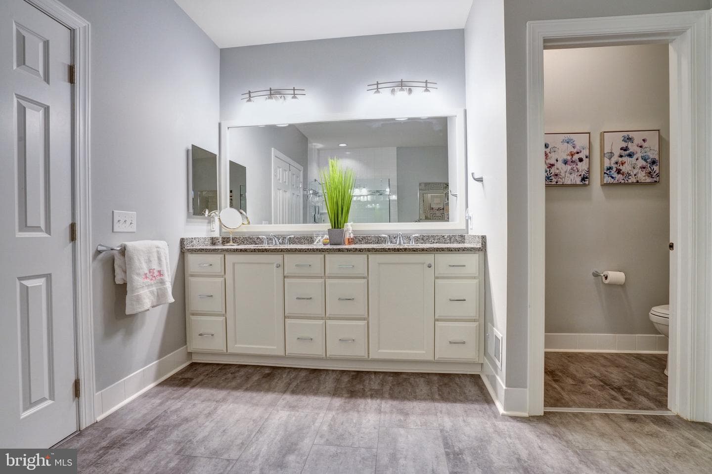 325 Joshua Tree Drive photo 16