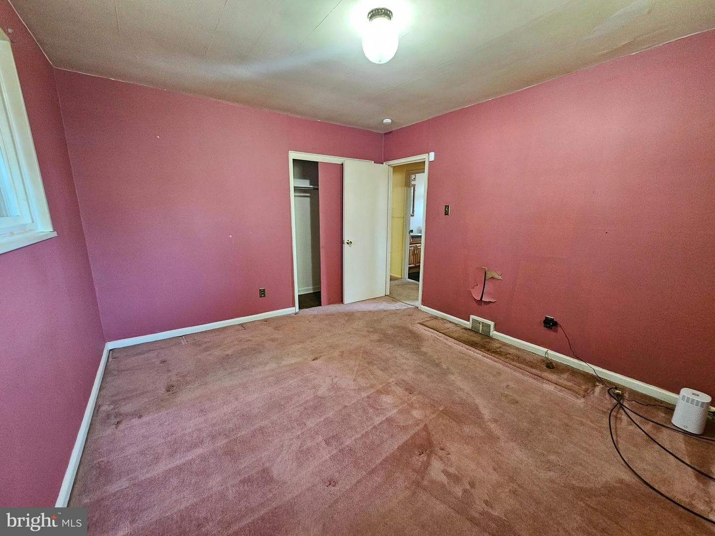 190 Hoover photo 12