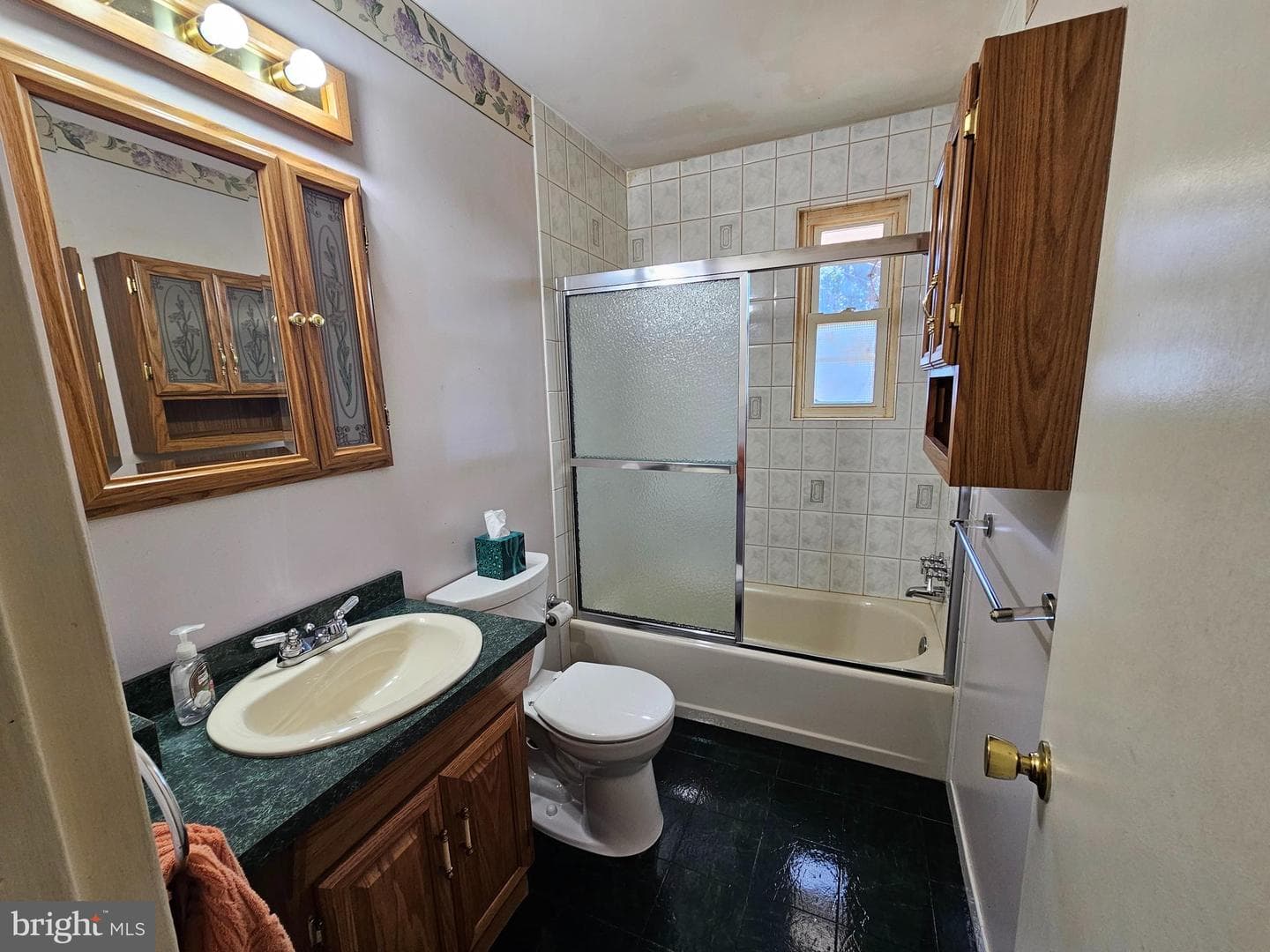 190 Hoover photo 15