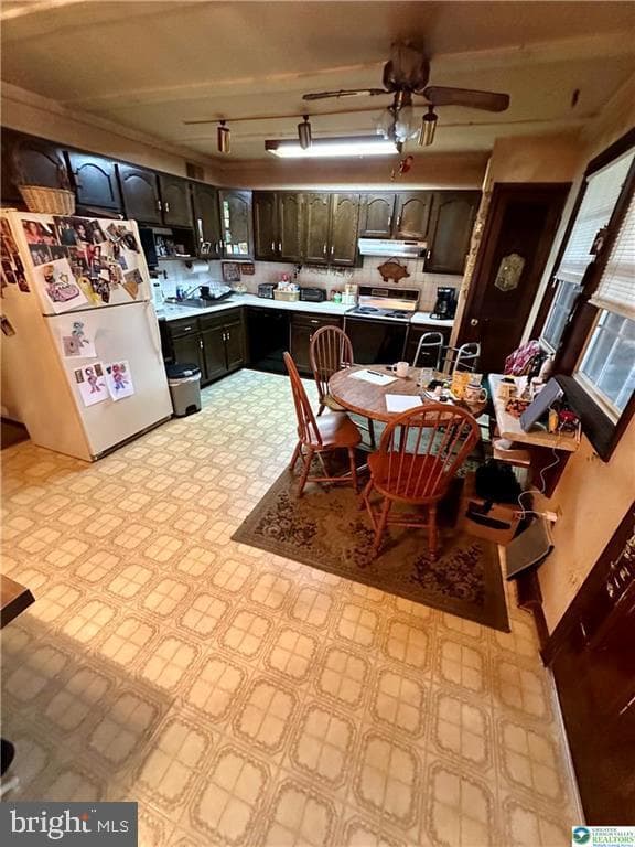 782 Jefferson Street photo 9