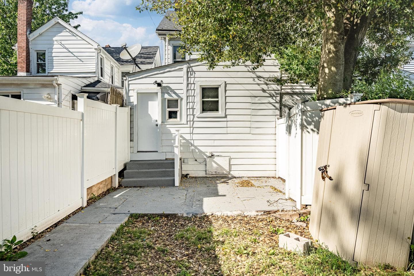 344 Lincoln Avenue photo 29