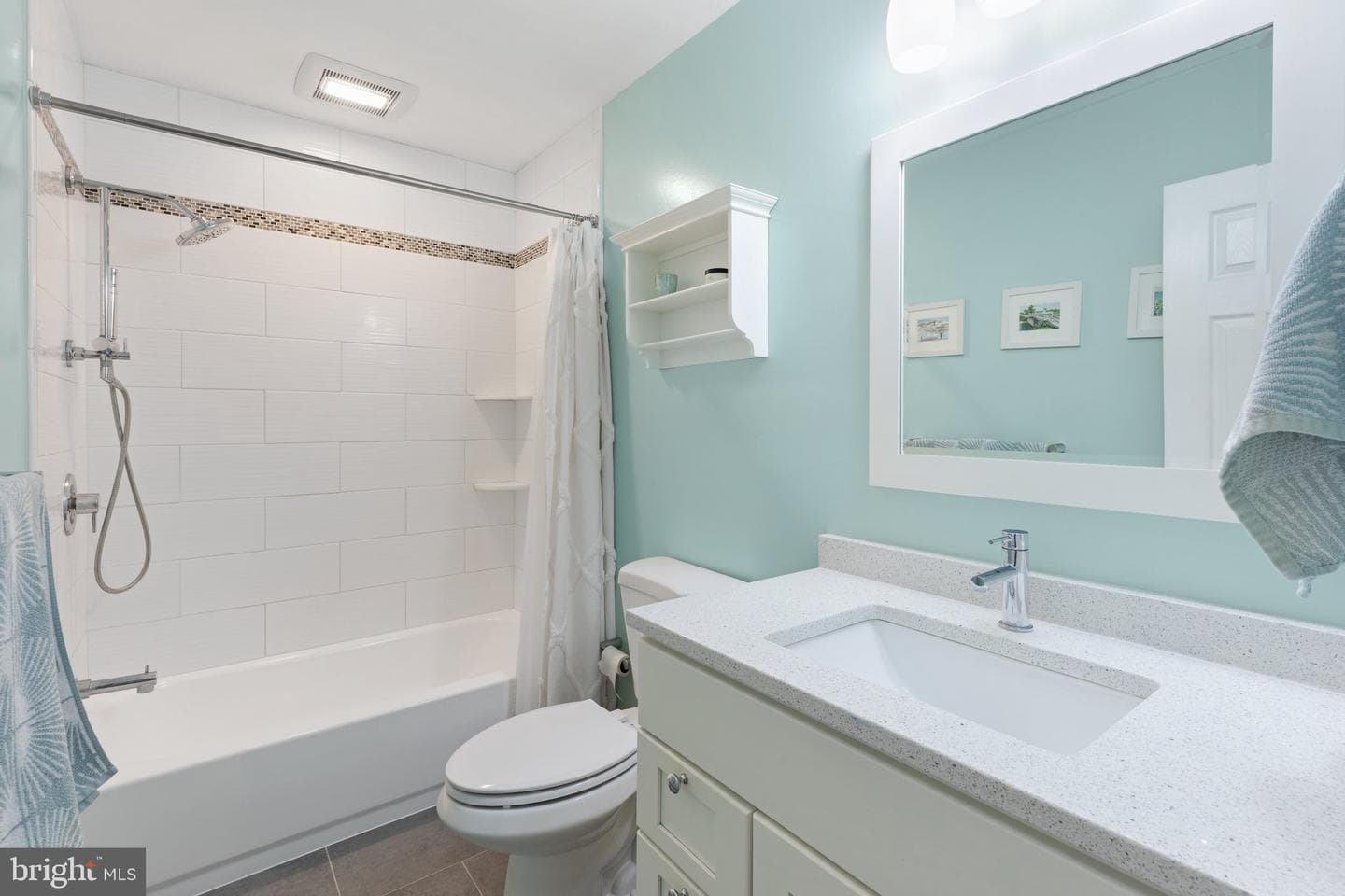 404 Enfield Road photo 20