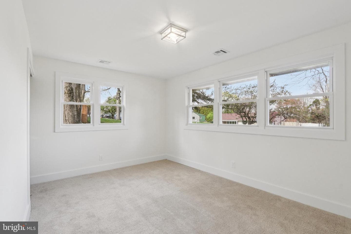 1306 Stotesbury Avenue photo 34