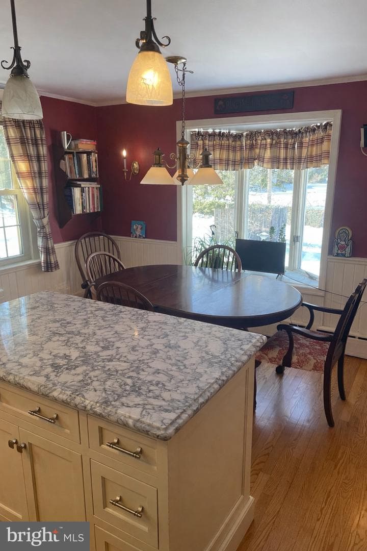 8128 Brookside Road photo 9