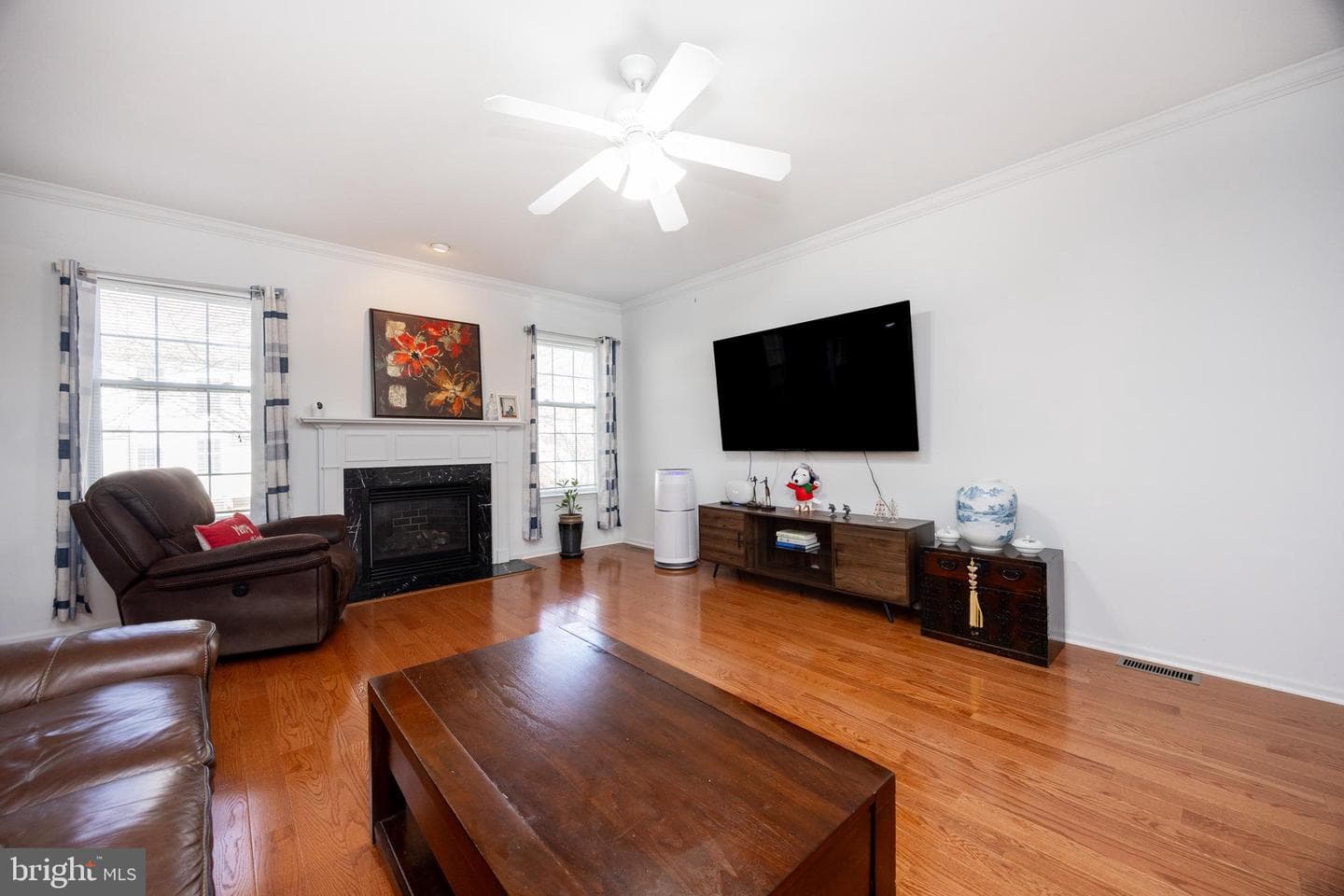 208 Castle Drive photo 10