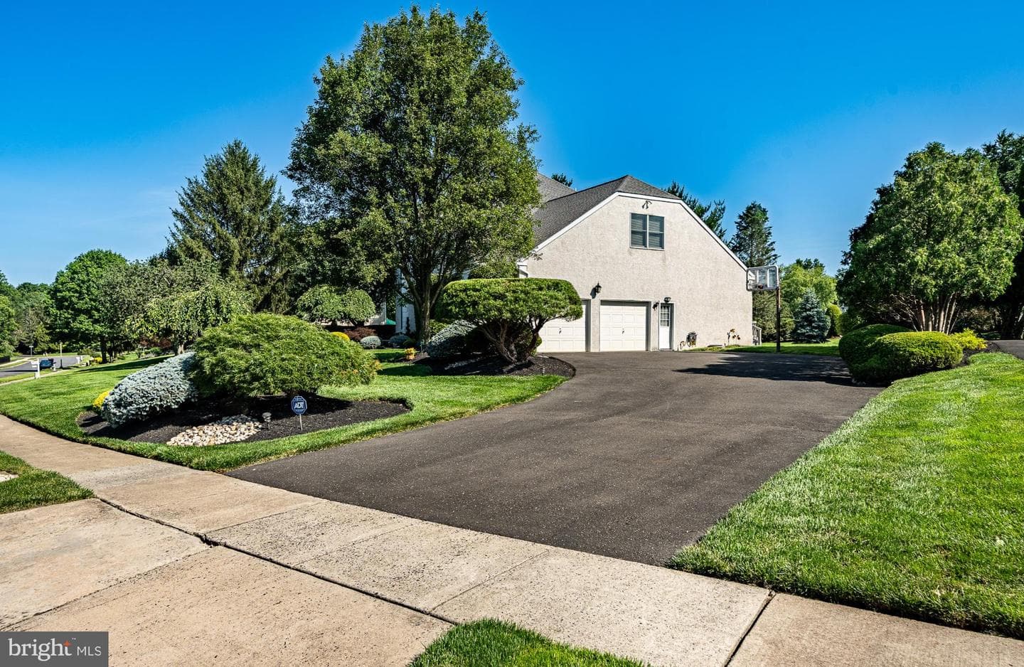 1716 Saint Georges Road photo 3