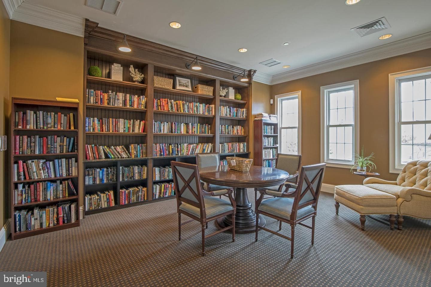 114 W Kennedy Road #189 photo 37