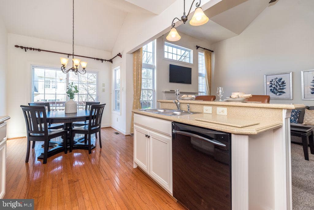 114 W Kennedy Road #189 photo 7