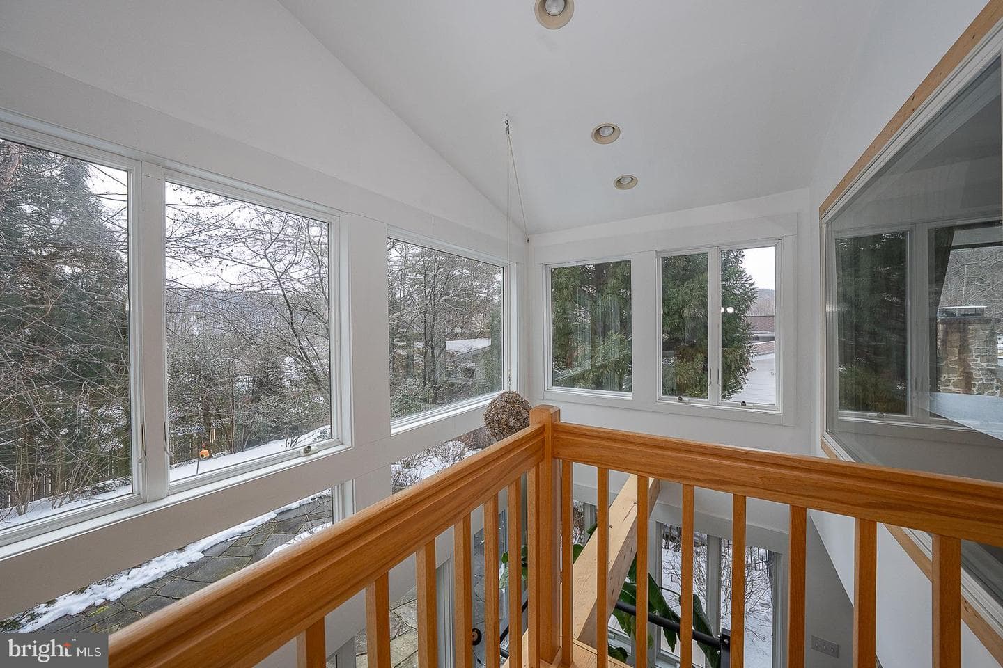 173 Gypsy Lane photo 36