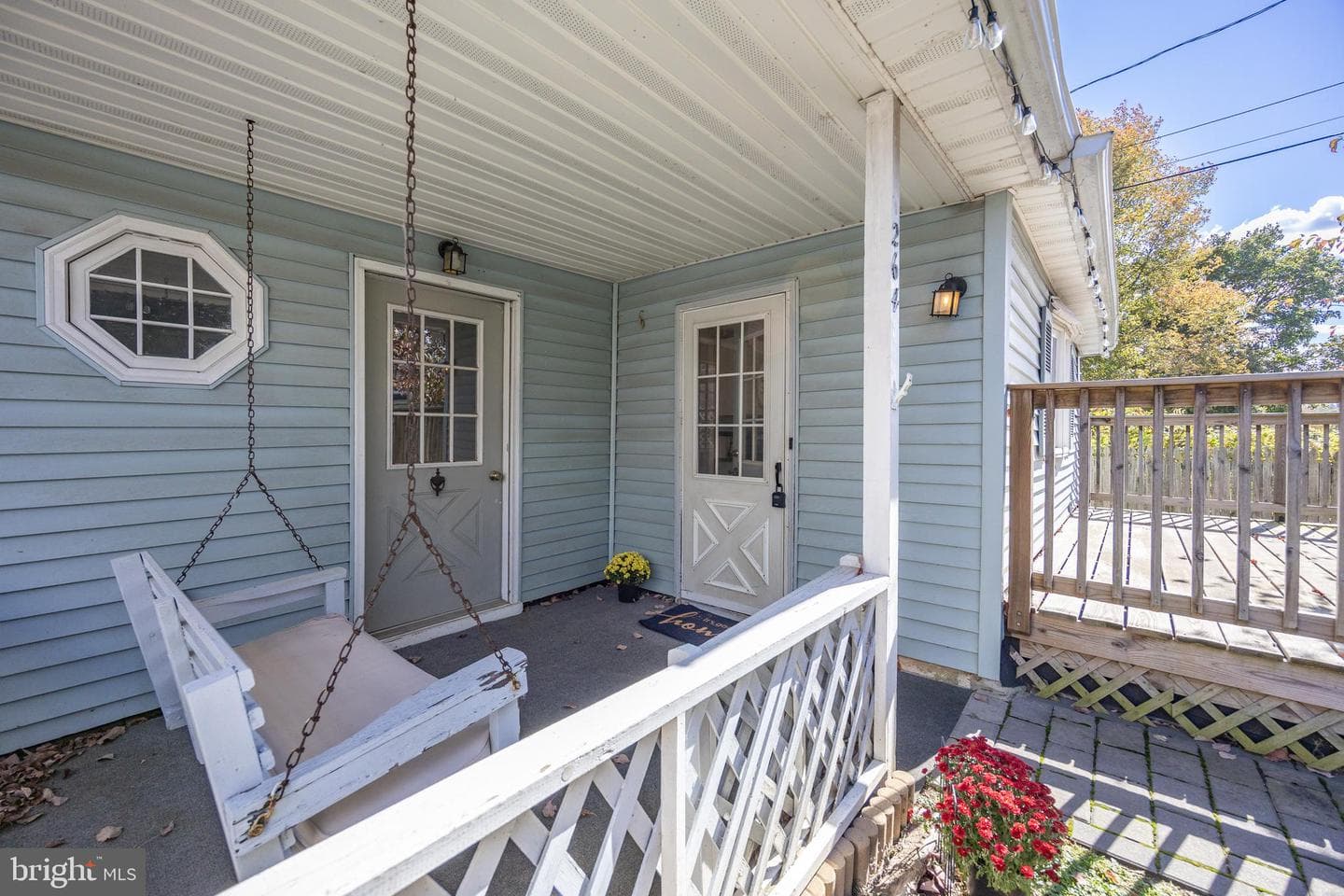 264 Roberts Avenue photo 16