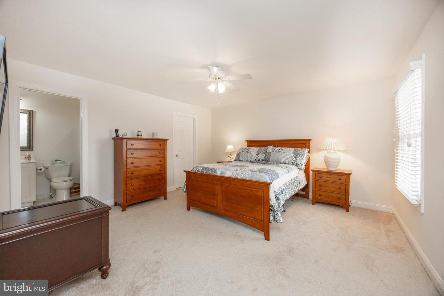 812 E Kennedy Road photo 30