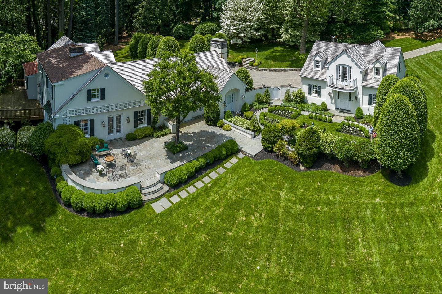 1109 Brynlawn Road photo 1