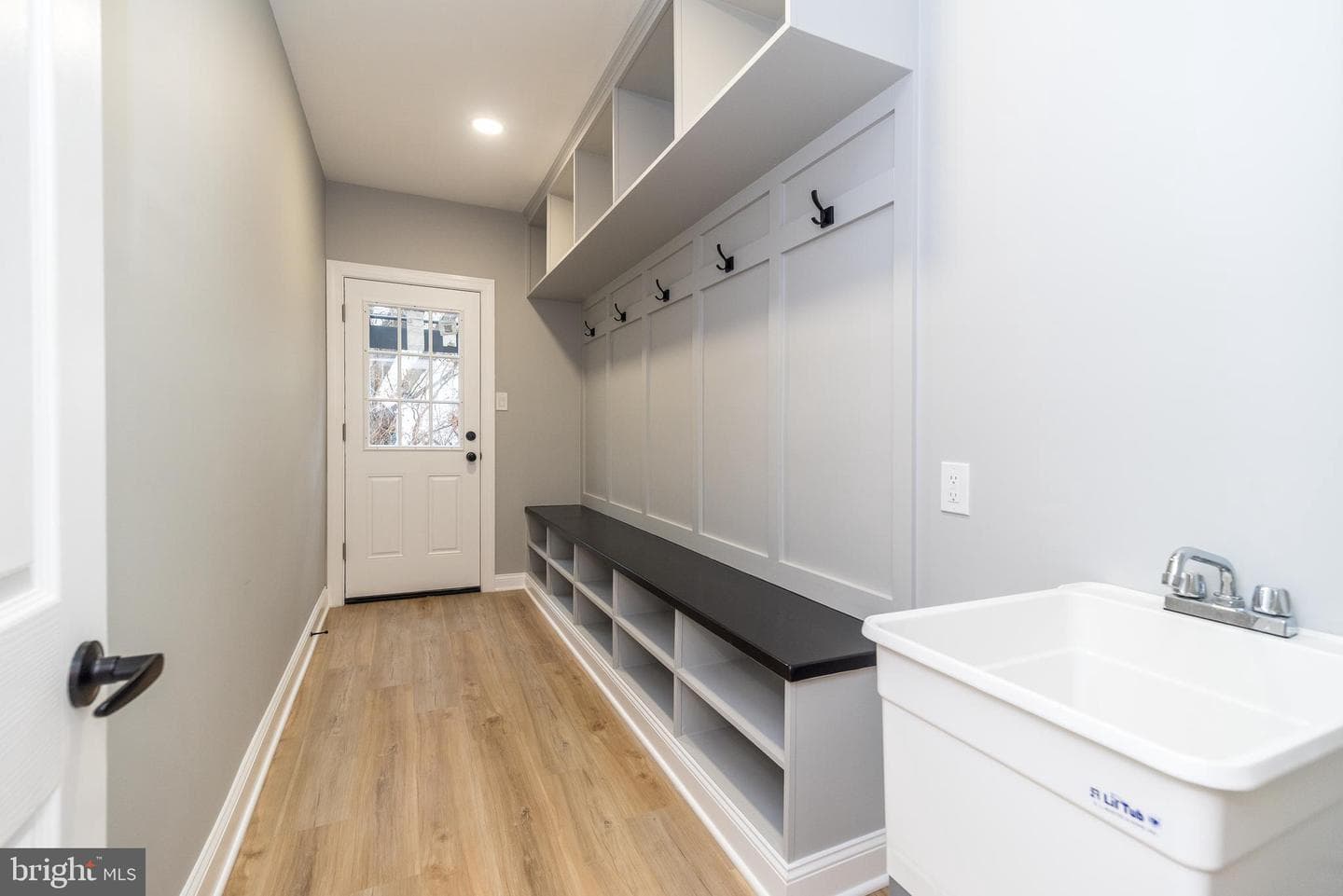 61 S Park Avenue photo 26