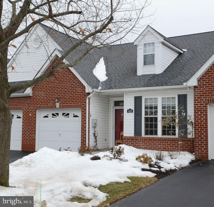 443 Ruth Court photo 3