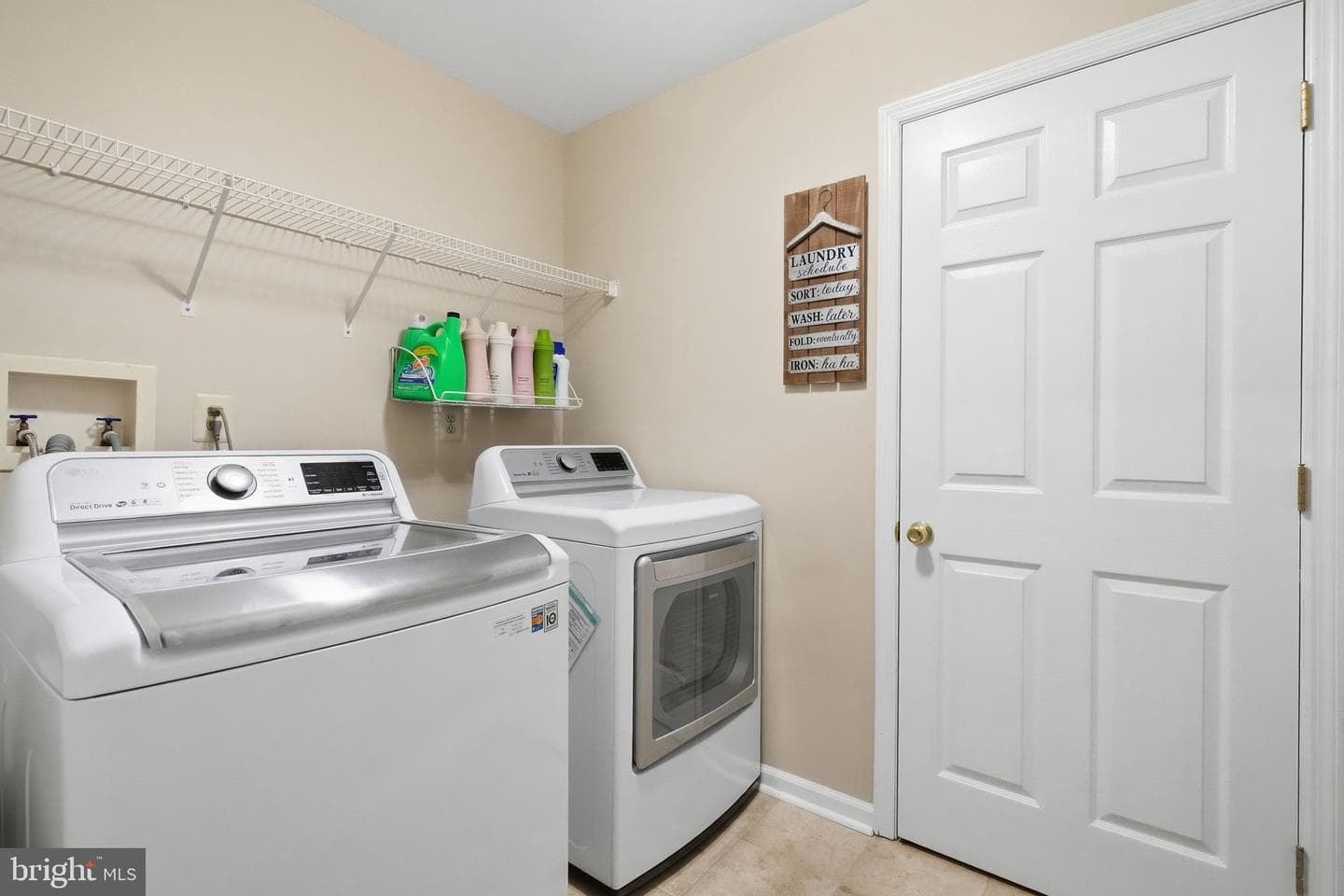 515 Williamsburg Way photo 28