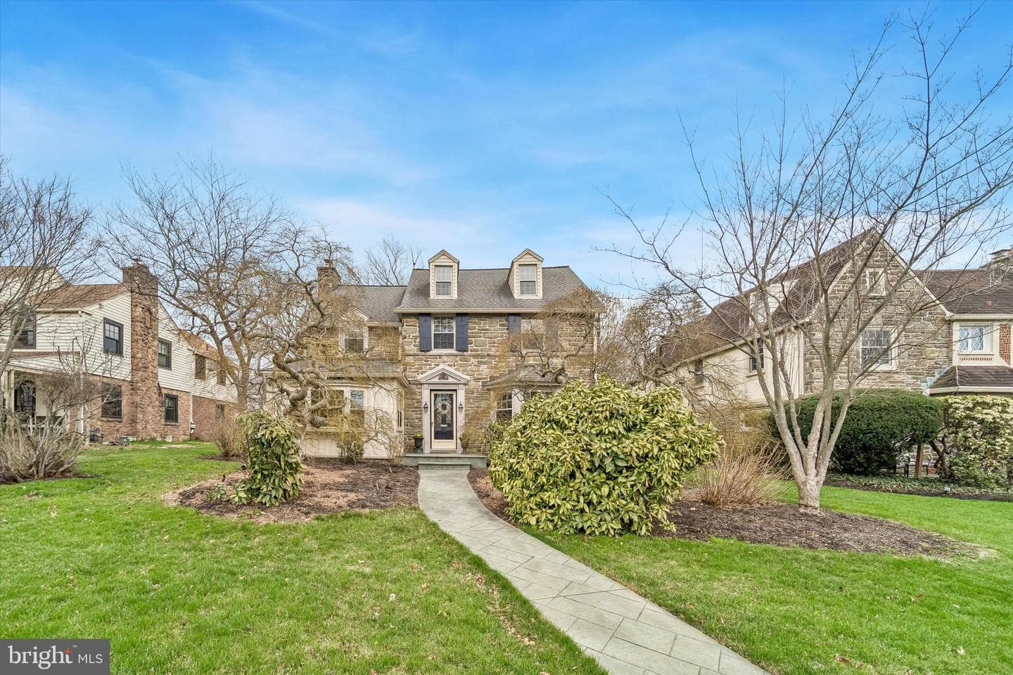 8331 High School Road photo 32