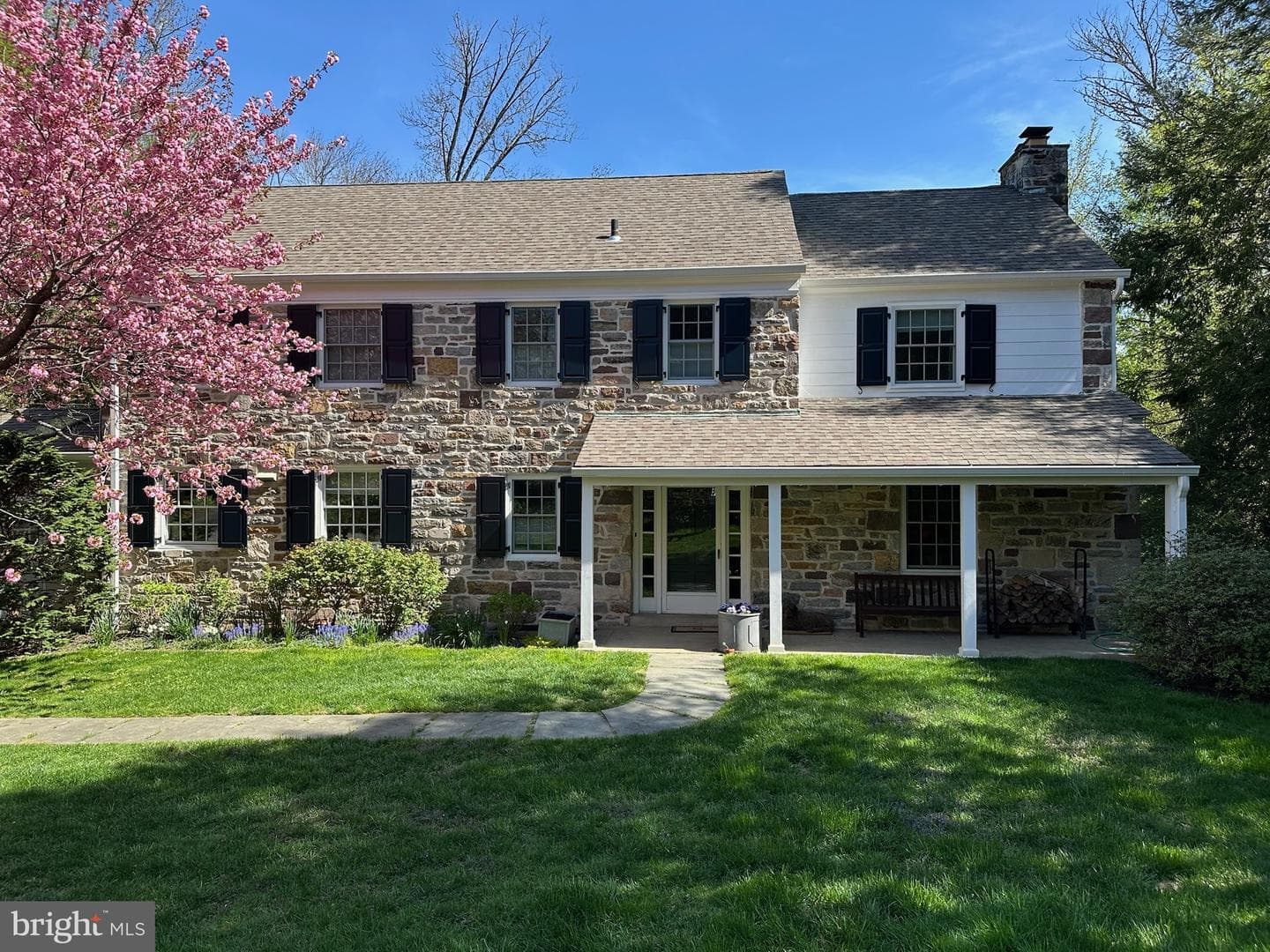 505 Old Gulph Road photo 2