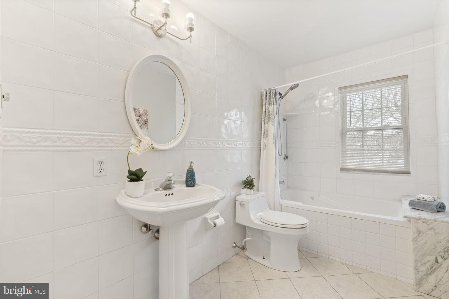 13 E Newfield Way photo 62