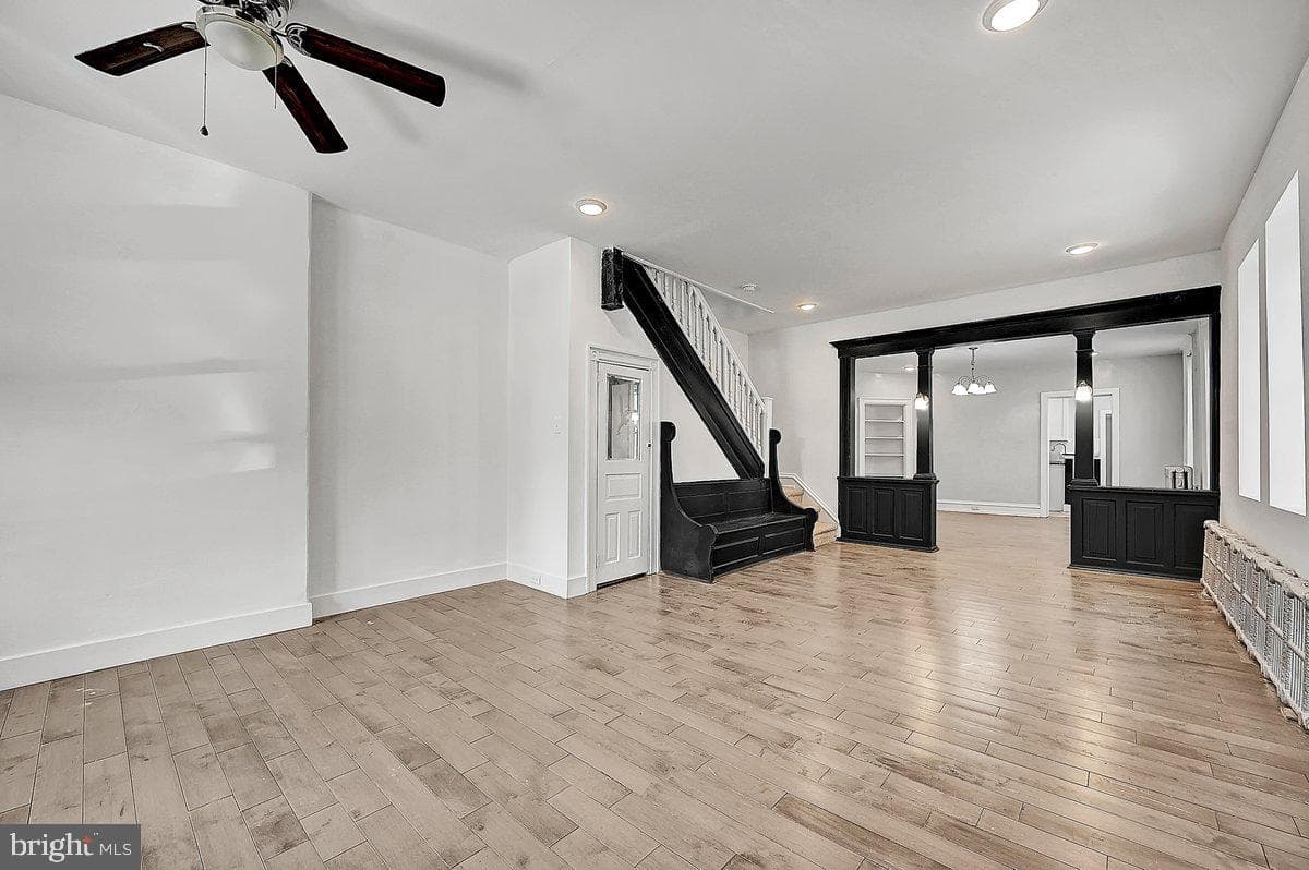 105 W Wood Street photo 3