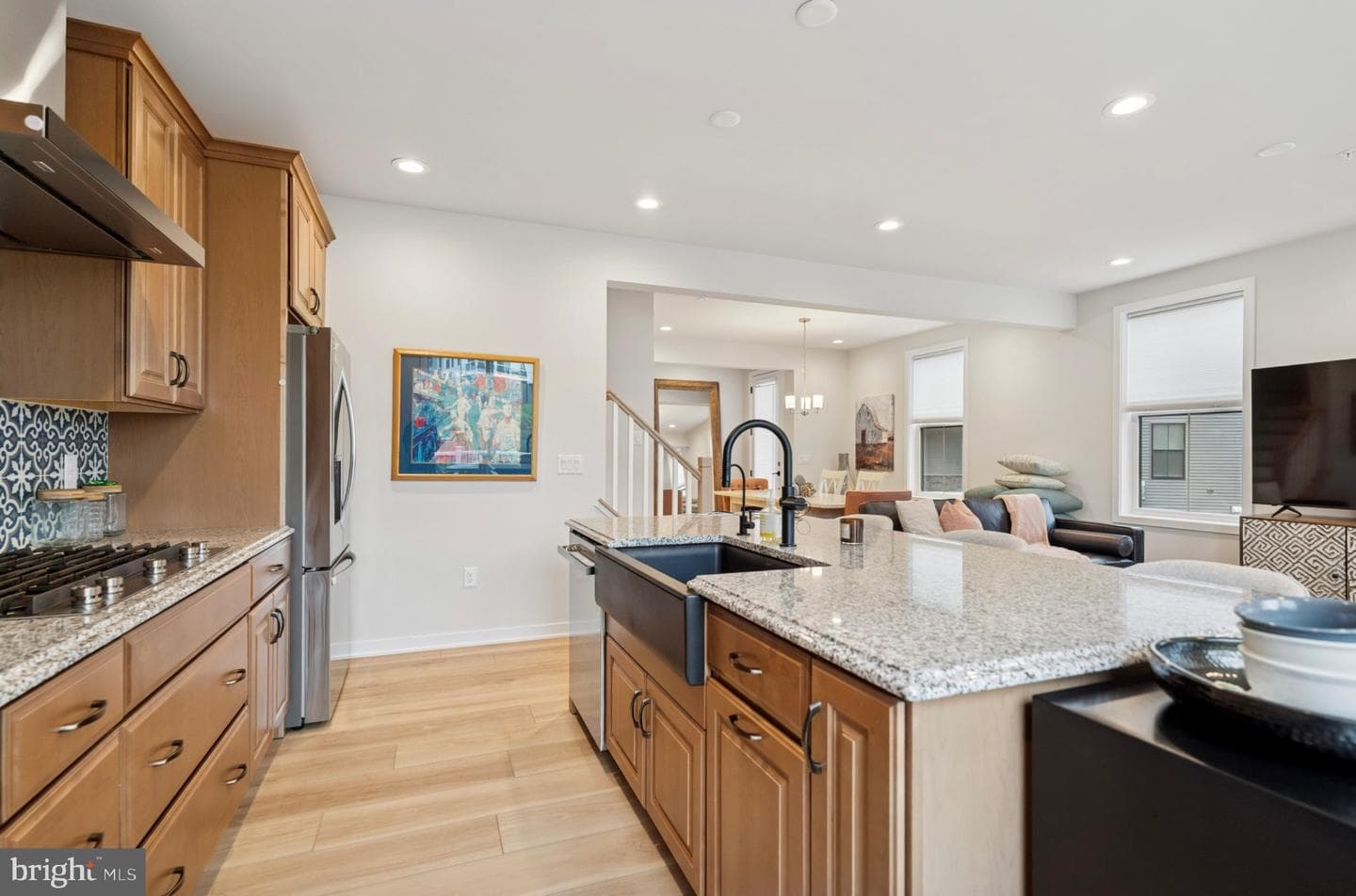 211 Lilac Street photo 6