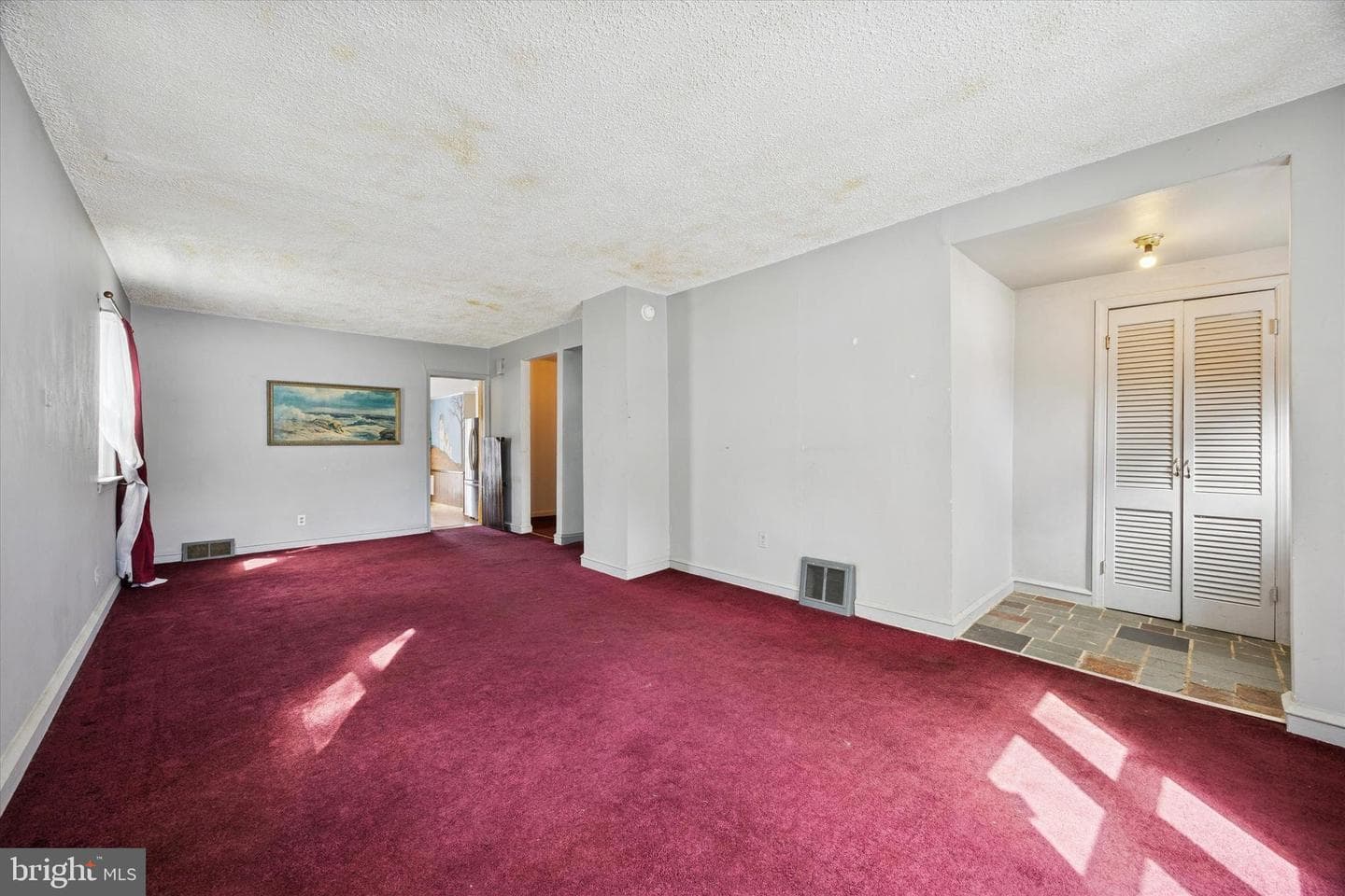 1051 Butler Pike photo 4