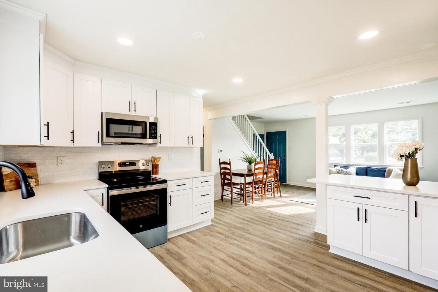 225 Potts Drive photo 10