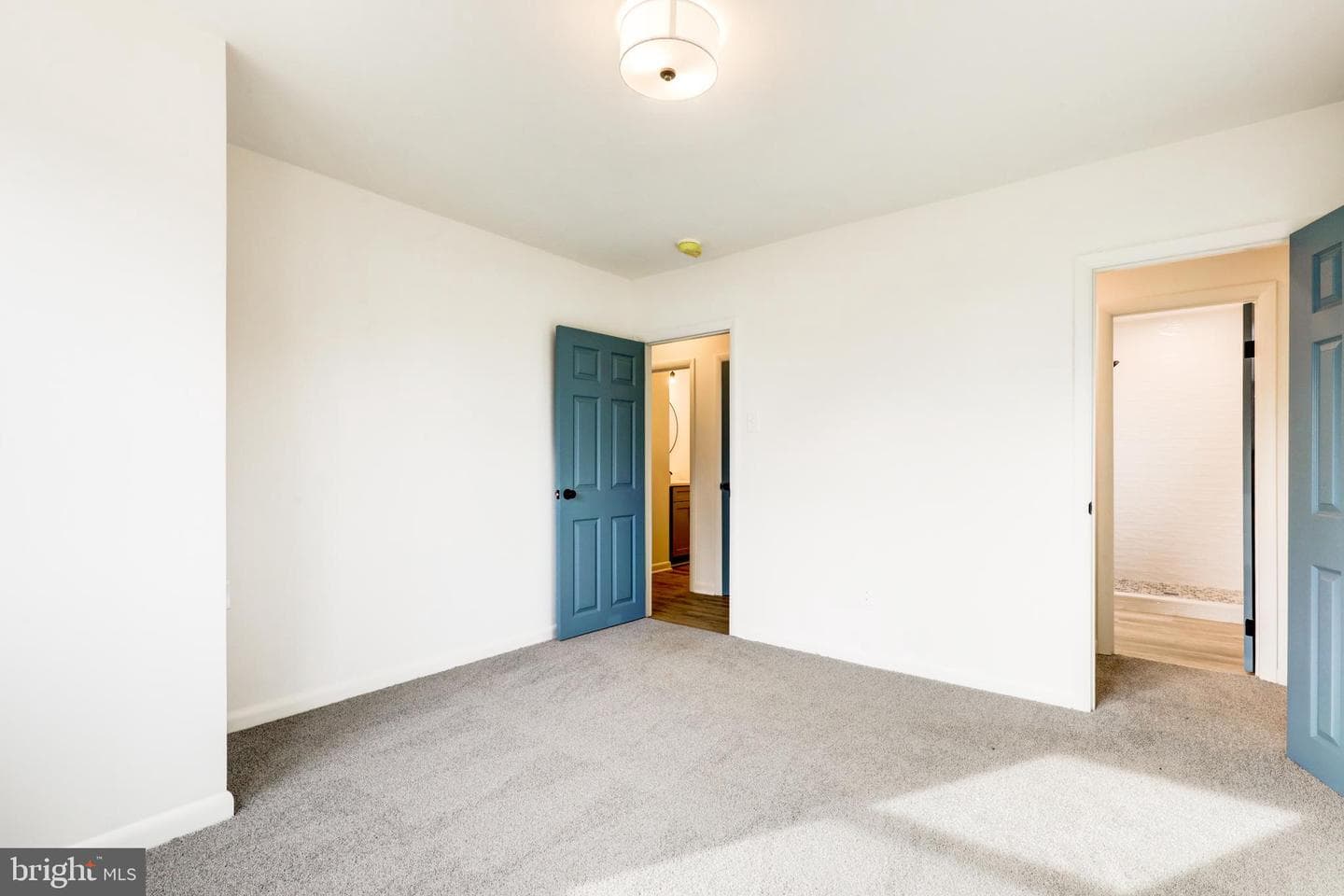 225 Potts Drive photo 18