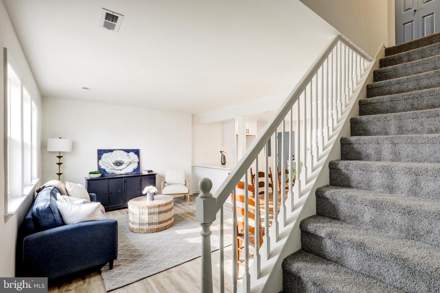 225 Potts Drive photo 2