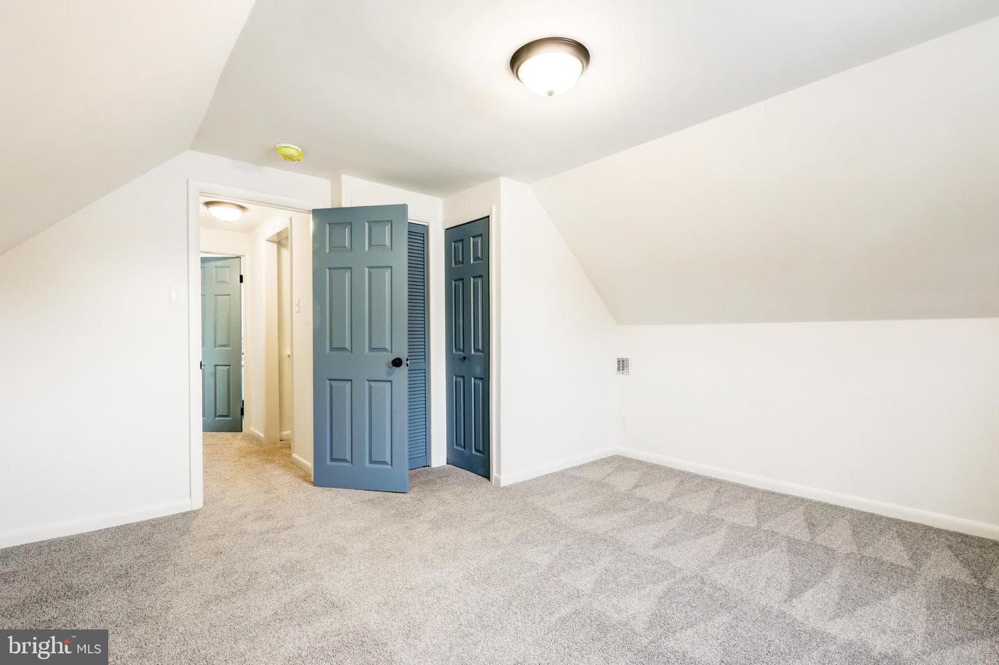 225 Potts Drive photo 24