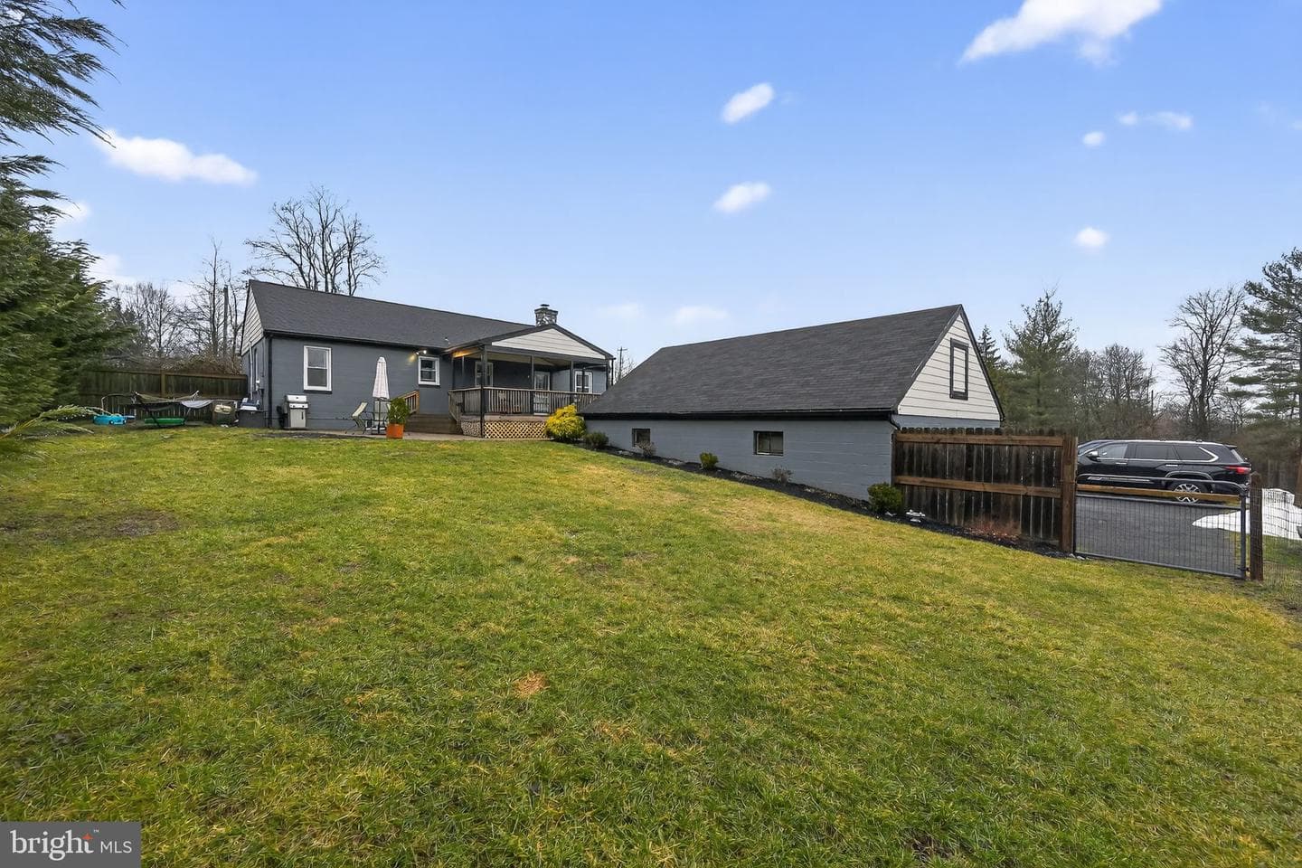 221 Morris Road photo 6