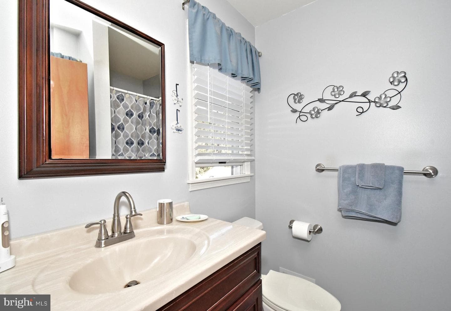 700 Alexander Drive photo 33