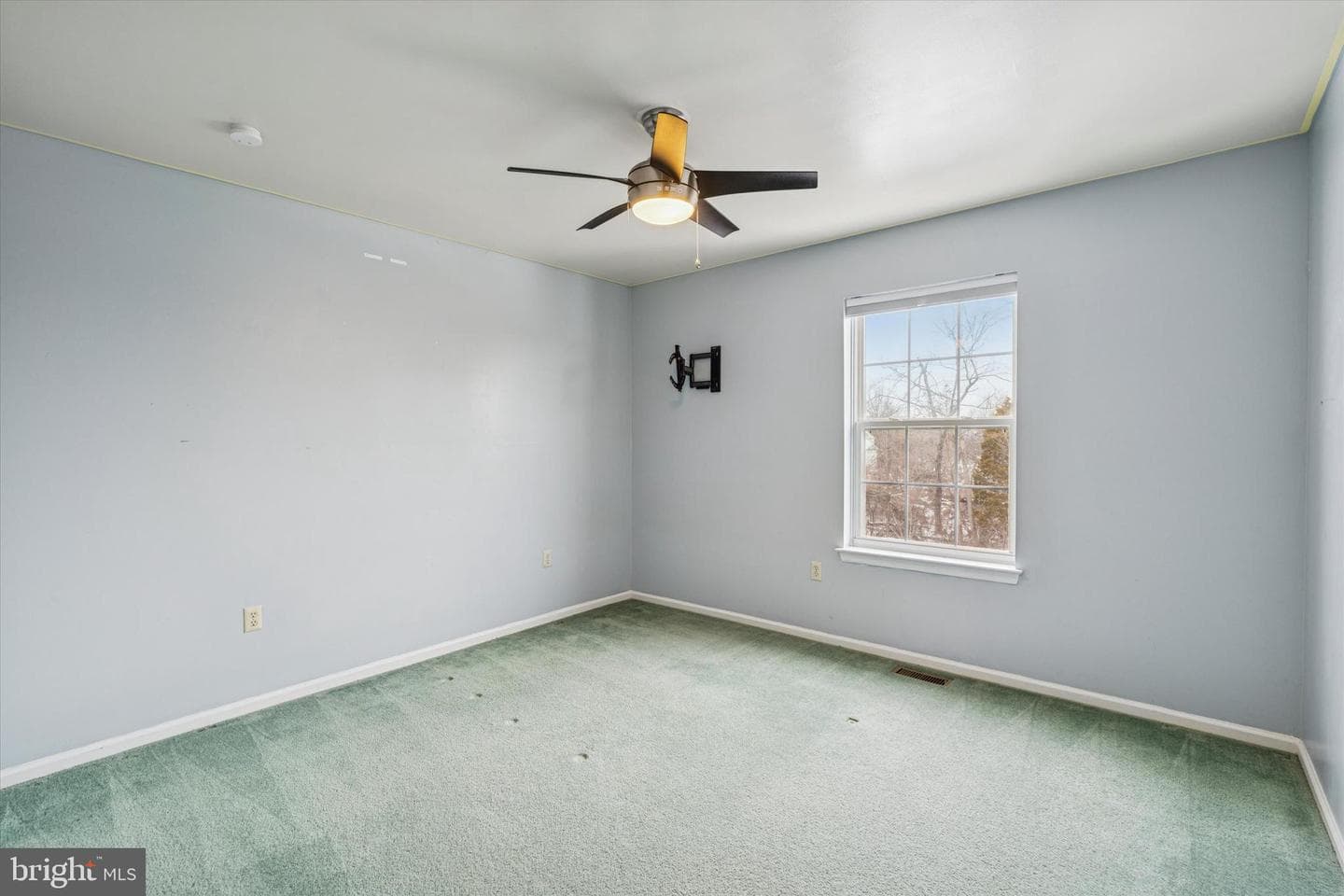 1003 Clover Mill Circle photo 32