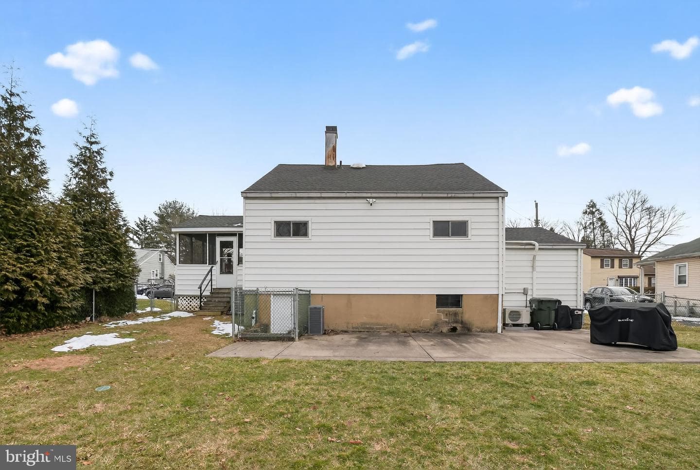 762 Garfield Avenue photo 36