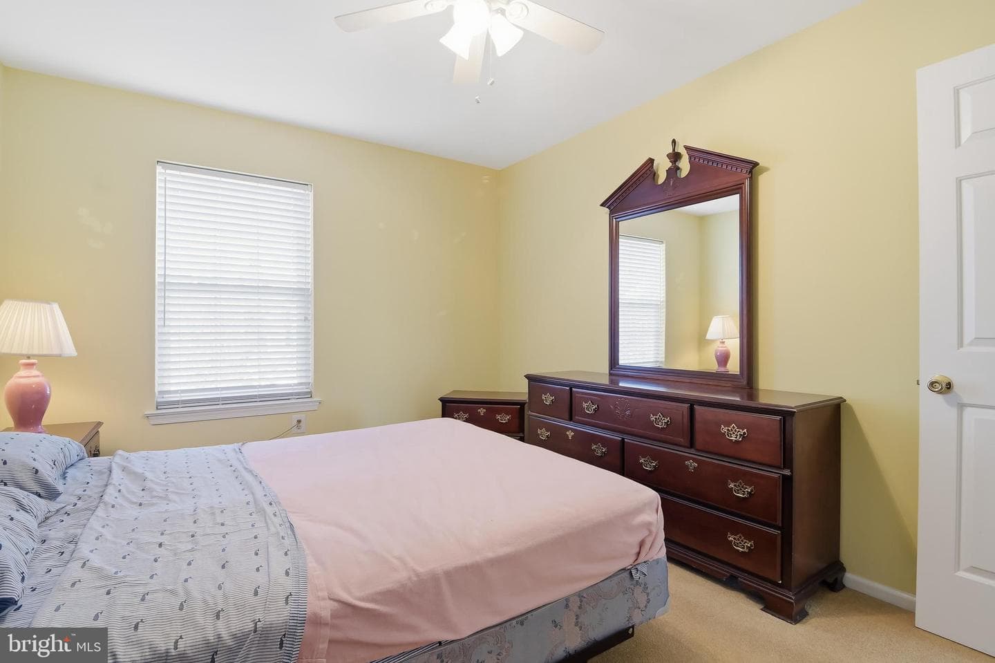 1503 Reagan photo 17