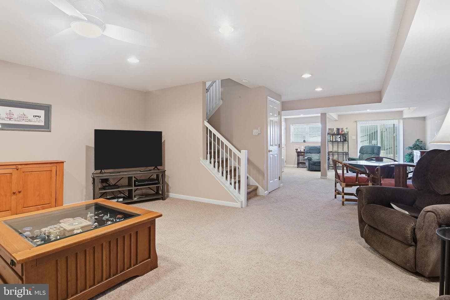 1503 Reagan photo 21