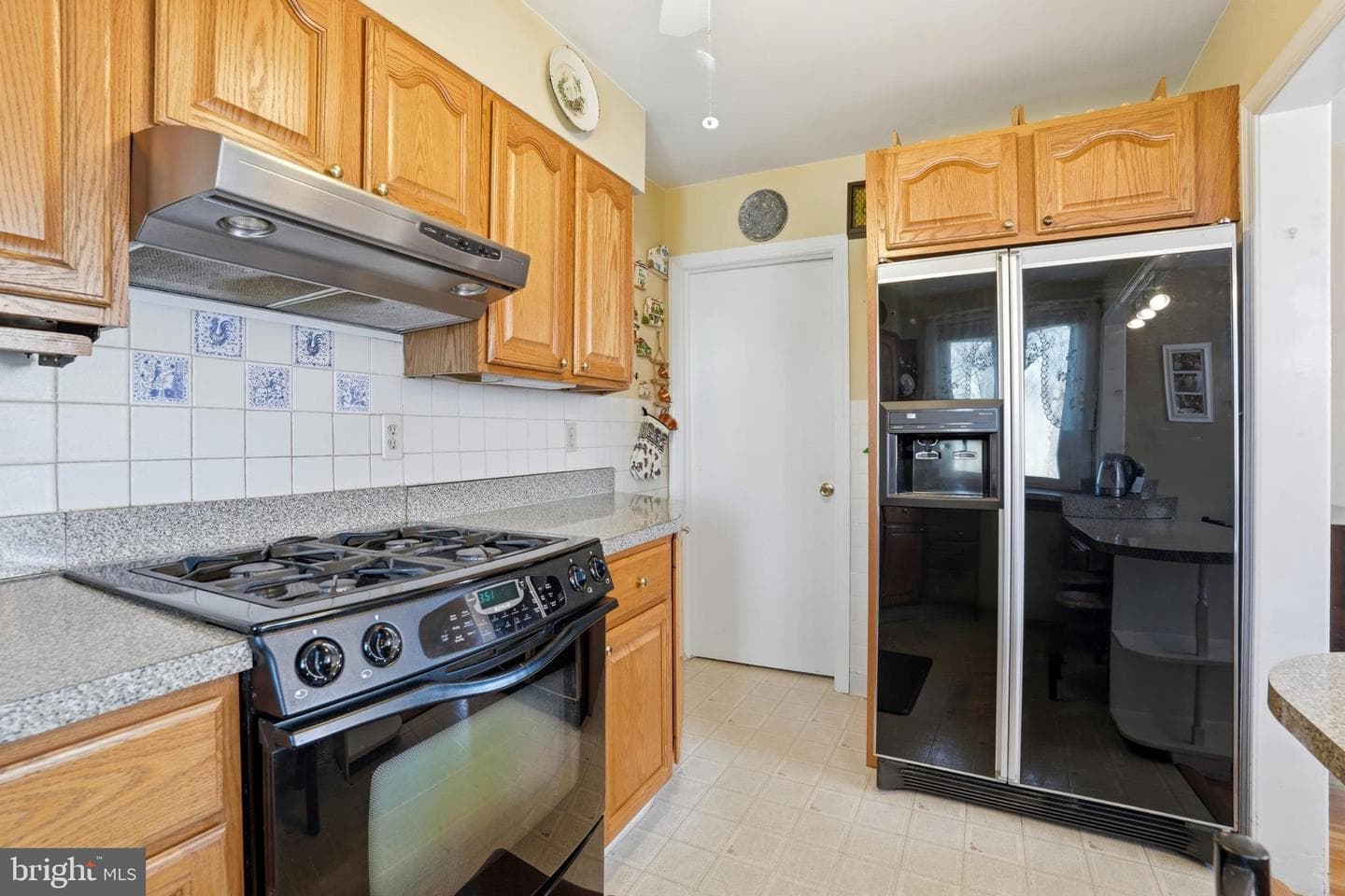 1035 Poplar Street photo 11