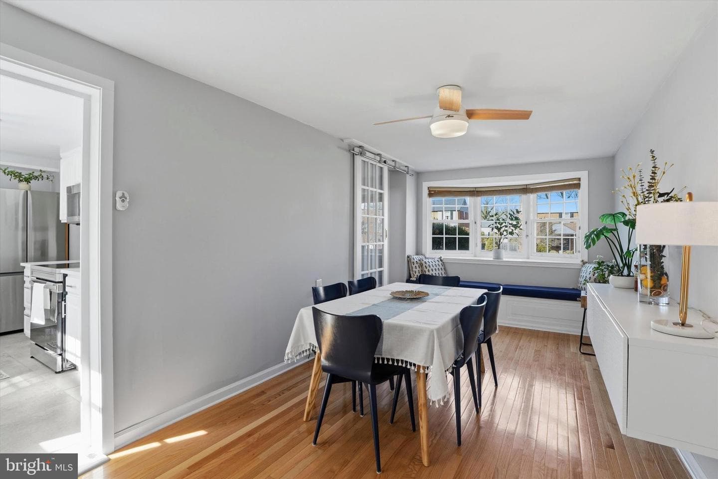 514 Kingston Road photo 16