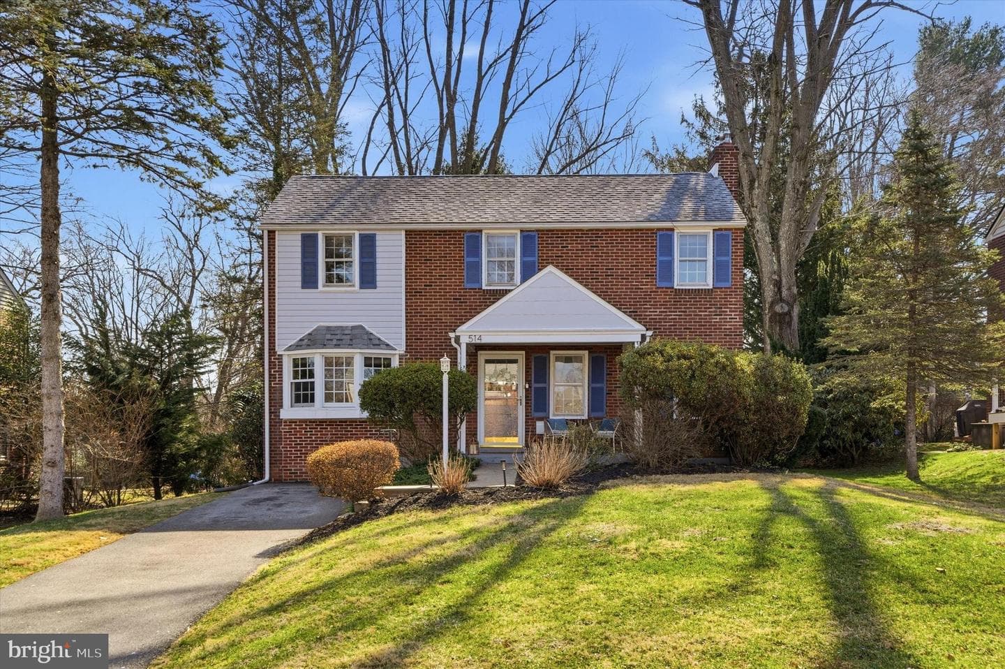 514 Kingston Road photo 2