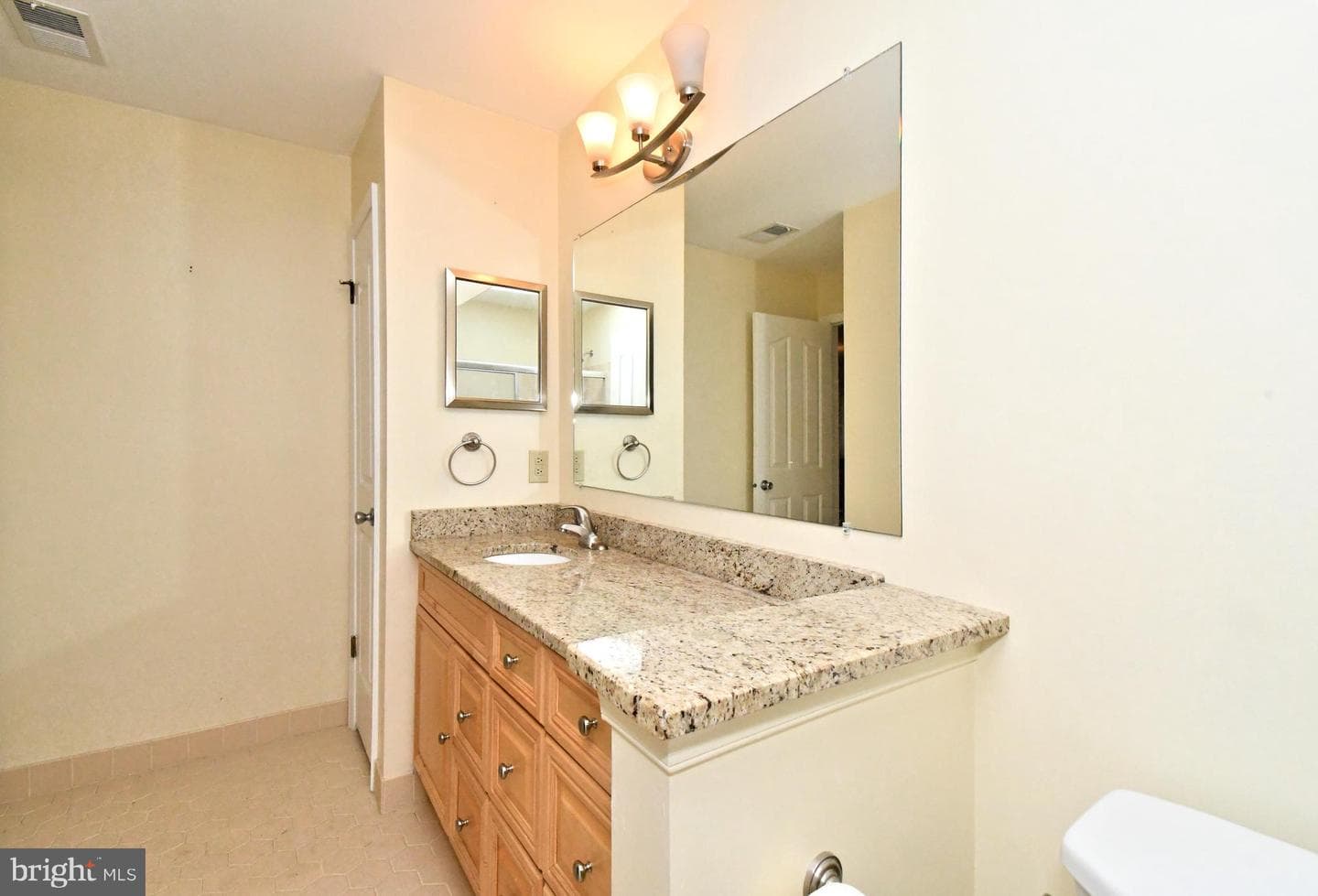 1203 Foxmeadow Drive #condo 1203 photo 27